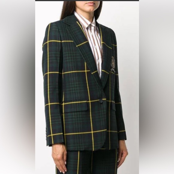 Tommy Hill Blazer, perfect for the holidays perfect color for the right season - Picture 10 of 17